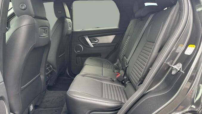 Land Rover Discovery Sport 2.0 D200 Landmark 5dr Auto [5 Seat] Diesel Station Wagon - Image 4
